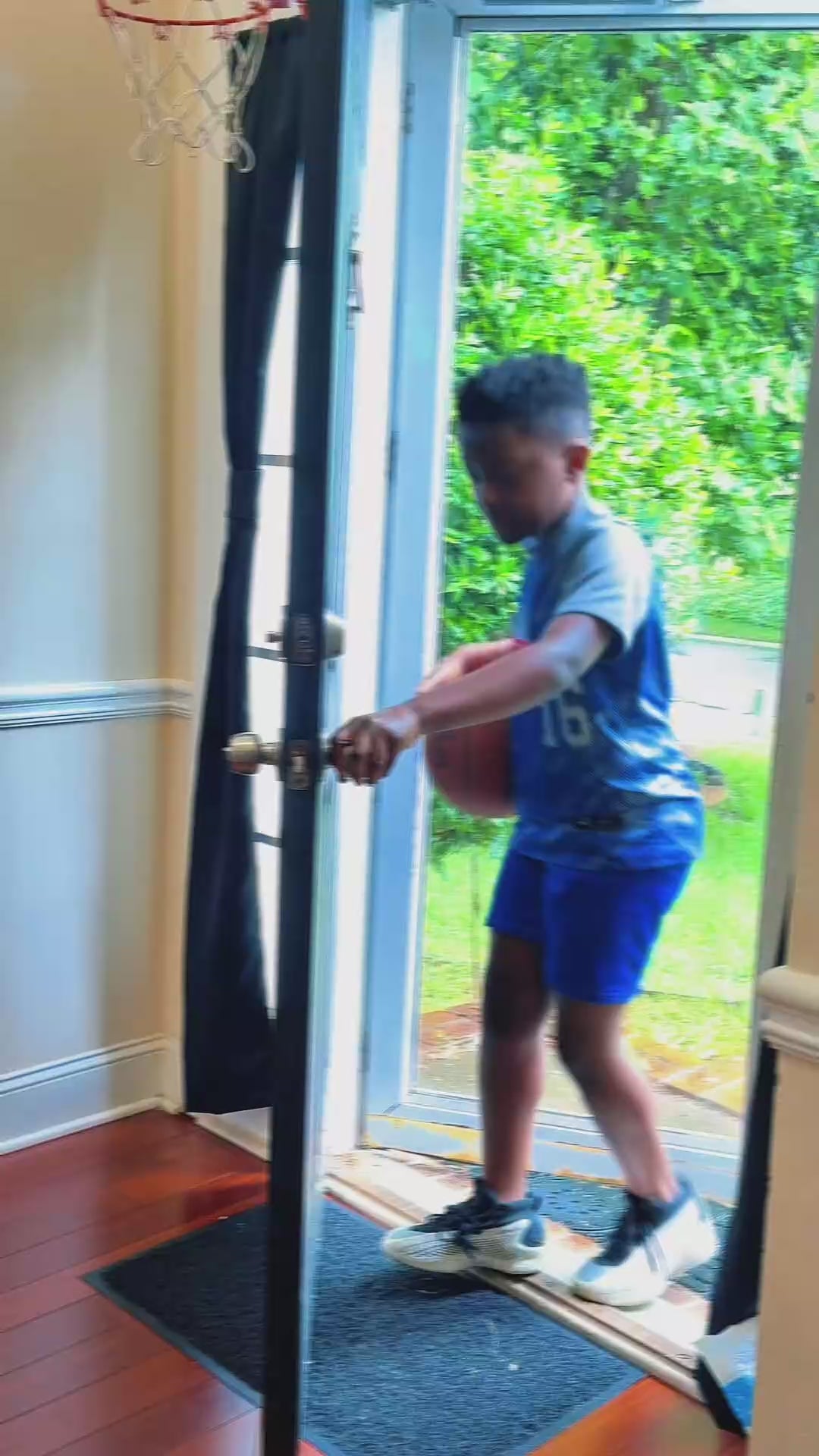 Breath of Fresh Hair Kids No Frizz Detangling Shampoo